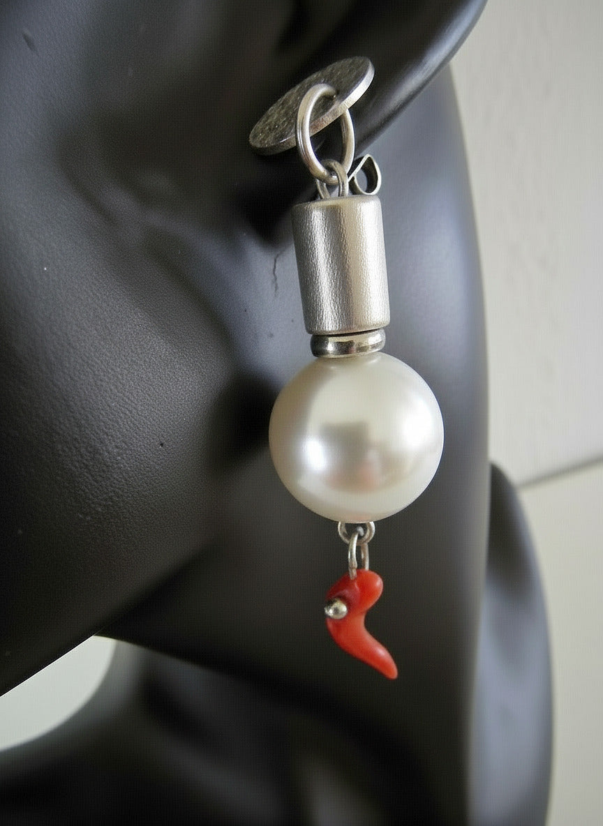 Ohrring "Herzblatt" - Muschelkernperle, Koralle